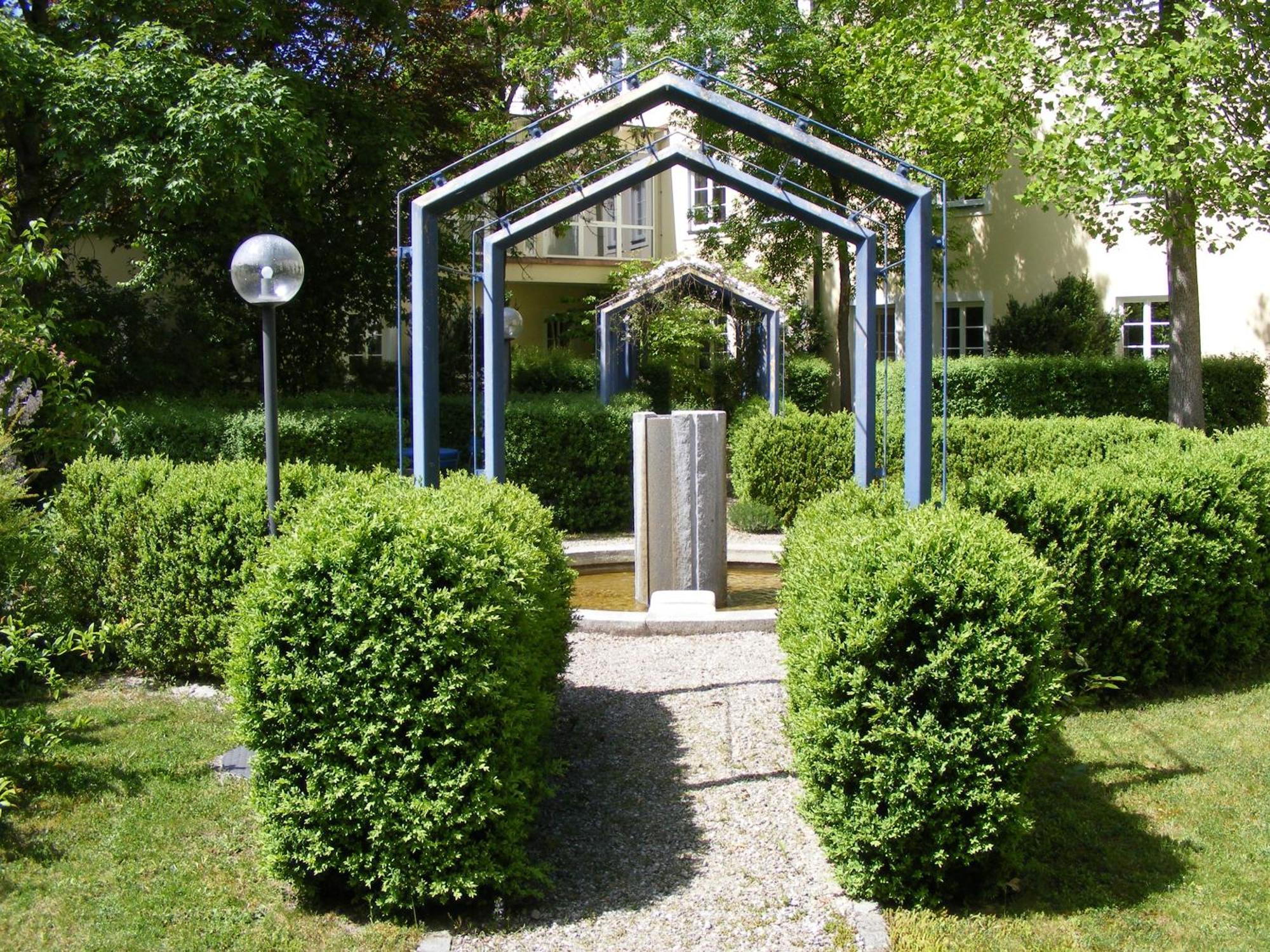 Hotel Haus Der Begegnung Heilig Geist Burghausen Exterior foto