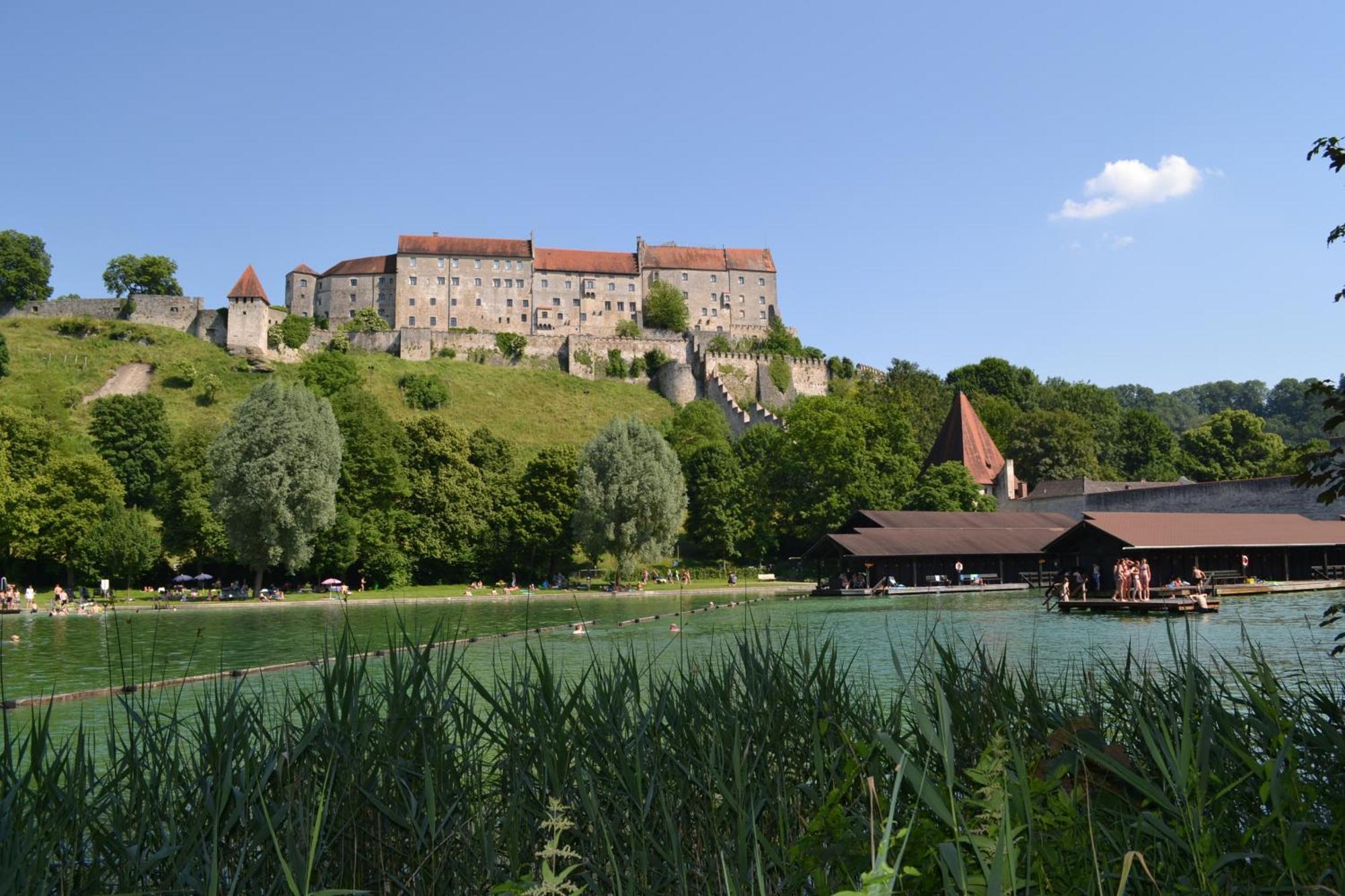 Hotel Haus Der Begegnung Heilig Geist Burghausen Exterior foto