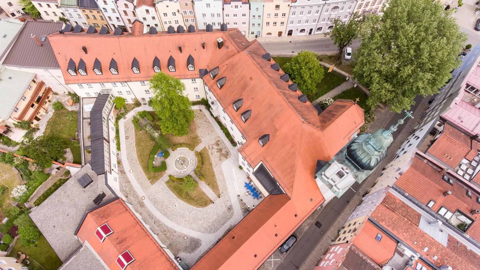 Hotel Haus Der Begegnung Heilig Geist Burghausen Exterior foto